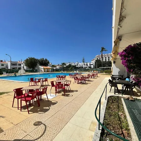 Sea View With Garden And Pool Appartement